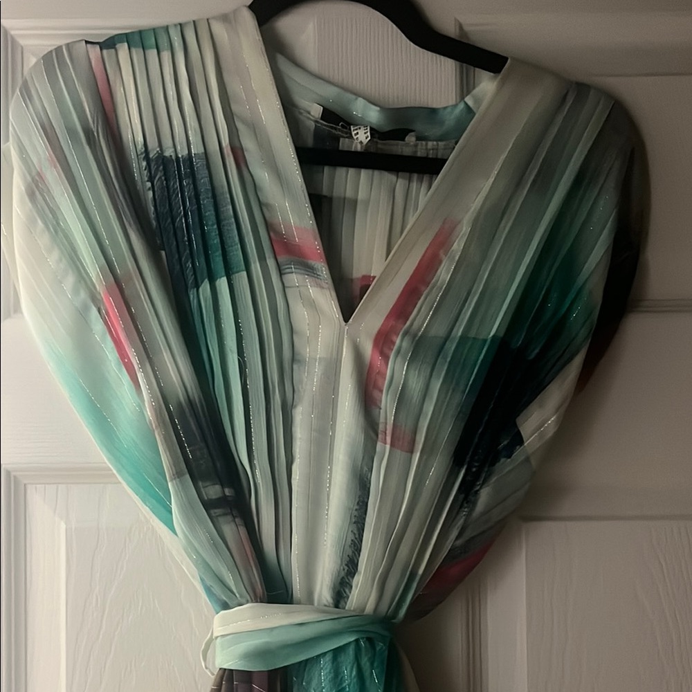 Multicolor Pleated V-Neck Dress